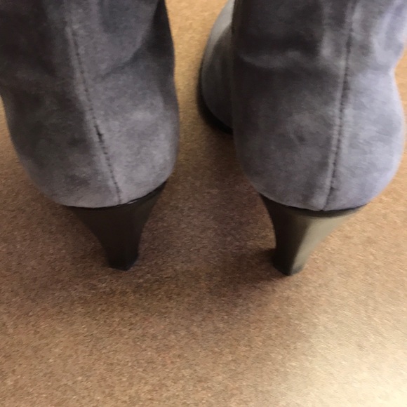 NWOT MICHAEL KORS KNEE HIGH SUEDE BOOTS - Picture 5 of 9